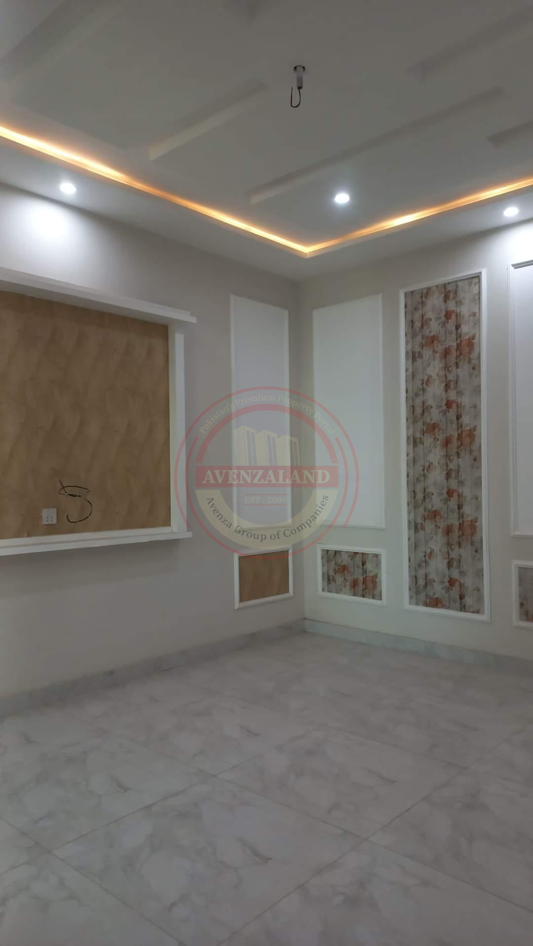 6 Marla Double Story Corner House Available For Sale In Bahadurpur Near BZU Gate