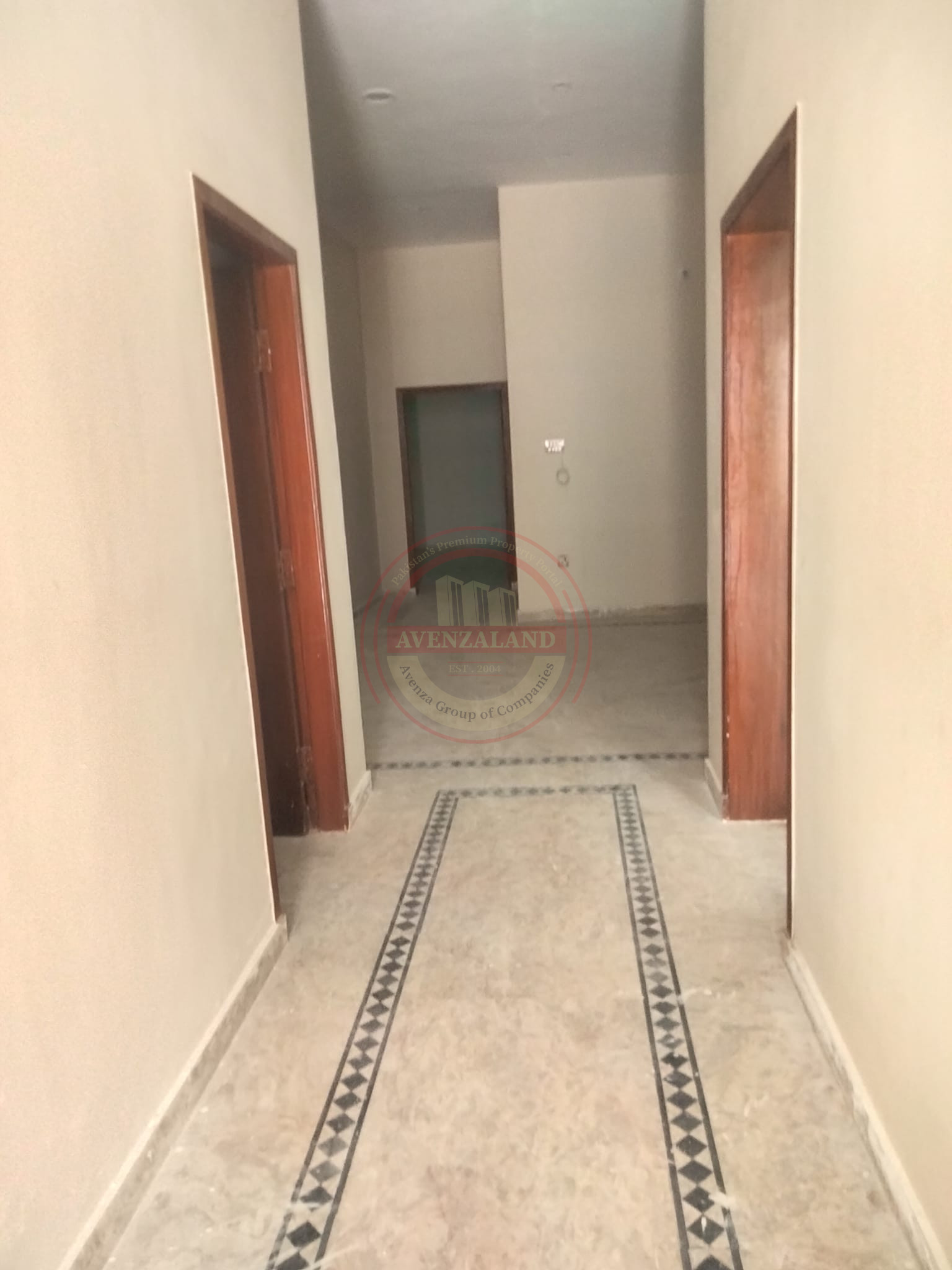 10 Marla House Available For Rent In Bahadur Pur Multan
