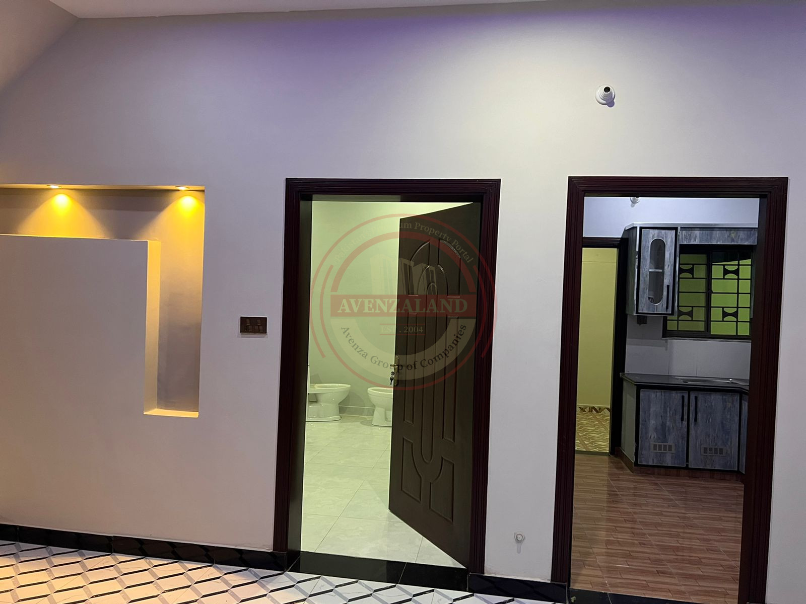 4 Marla House For sale Shalimar colony Multan 