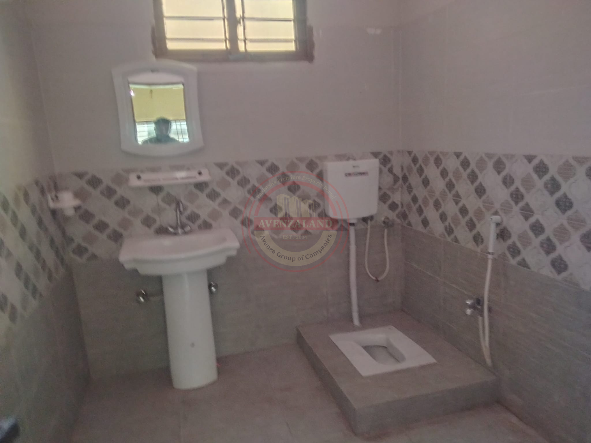 10 Marla House Available For Rent In Bahadur Pur Multan