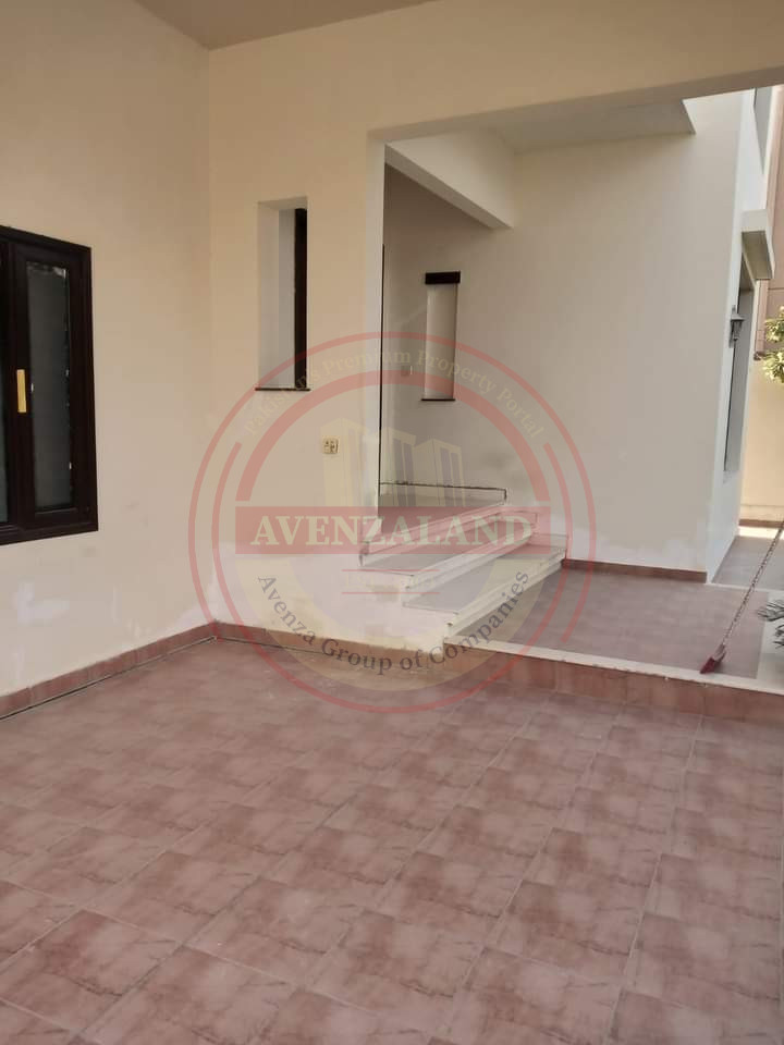 1 kanal banglow available for rent khayaban e Rahat Karachi 