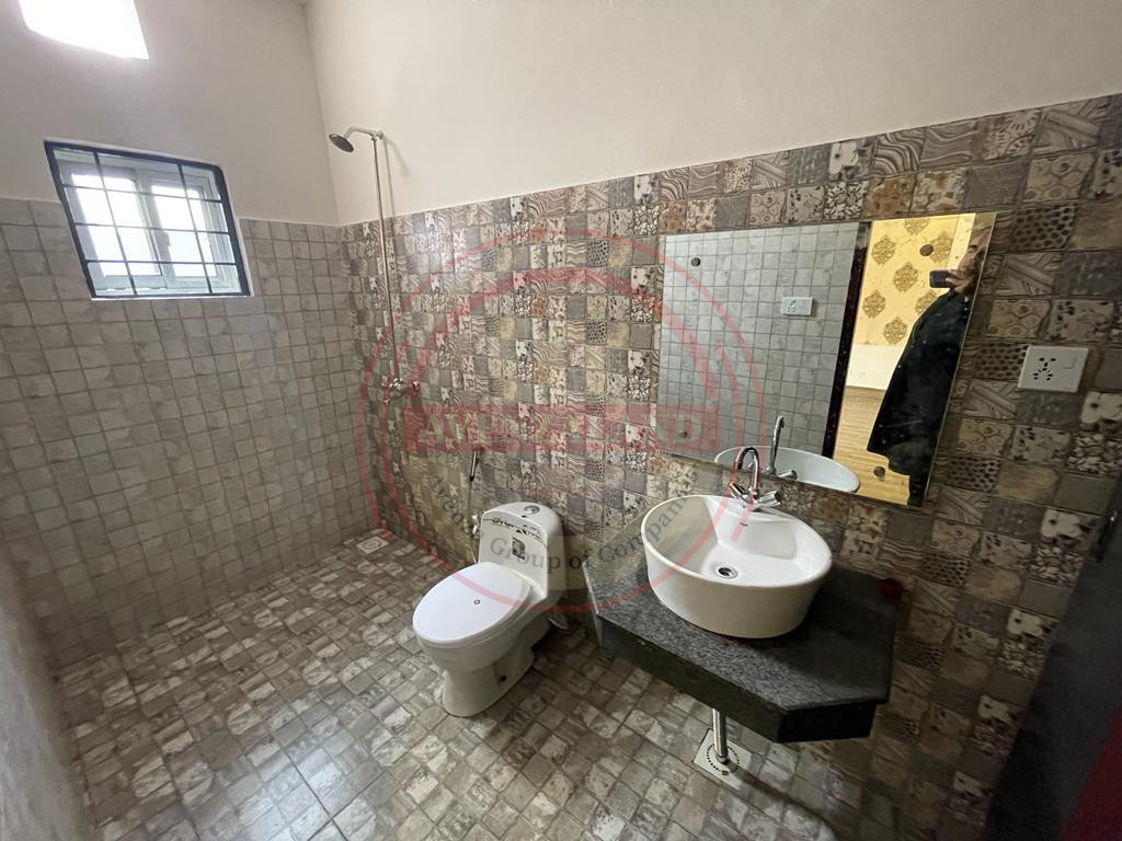 5 MARLA HOUSE FOR SALE MODEL TOWN ROAD BAHADARPUR MULTAN