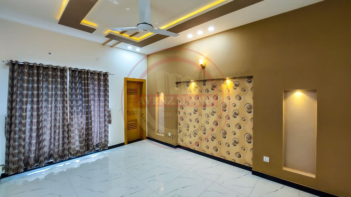 10 Marla House for Sale Bahria Town Phase 8, Rawalpindi
