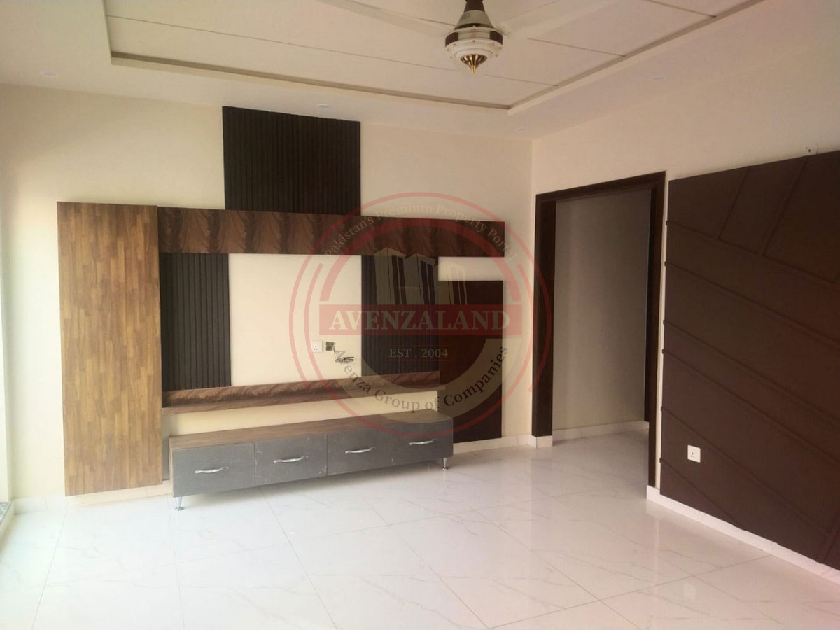 11 Marla House for Sale in Eden Valley, Faisalabad