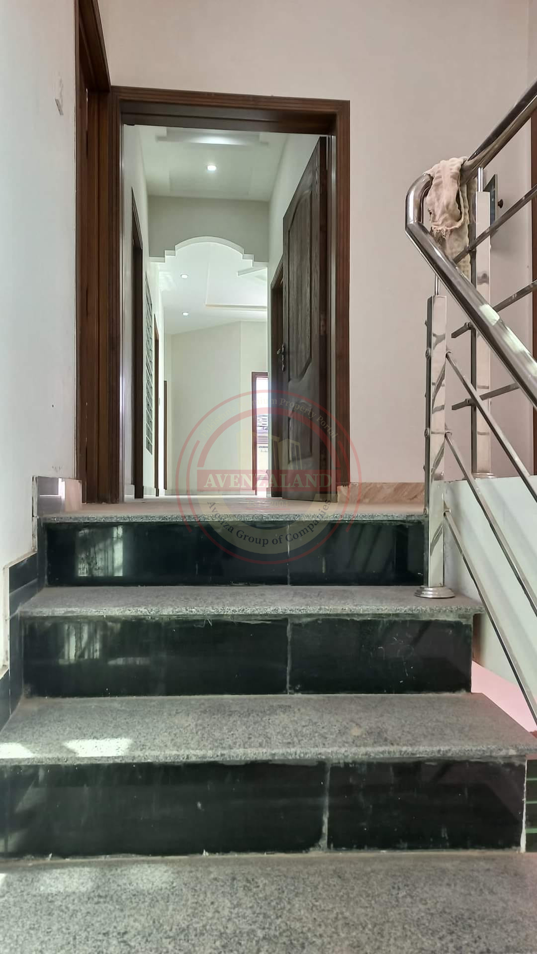6 Marla Double Story Corner House Available For Sale In Bahadurpur Near BZU Gate