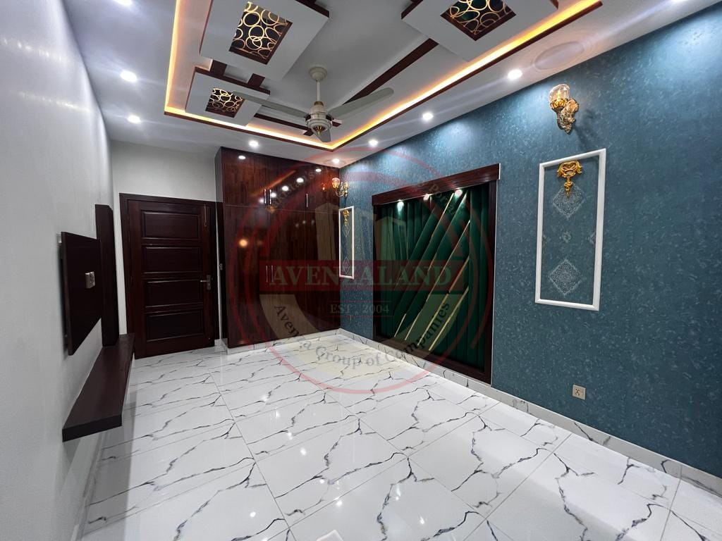 10 Marla House For Sale In Bahria Town Rawalpindi.
