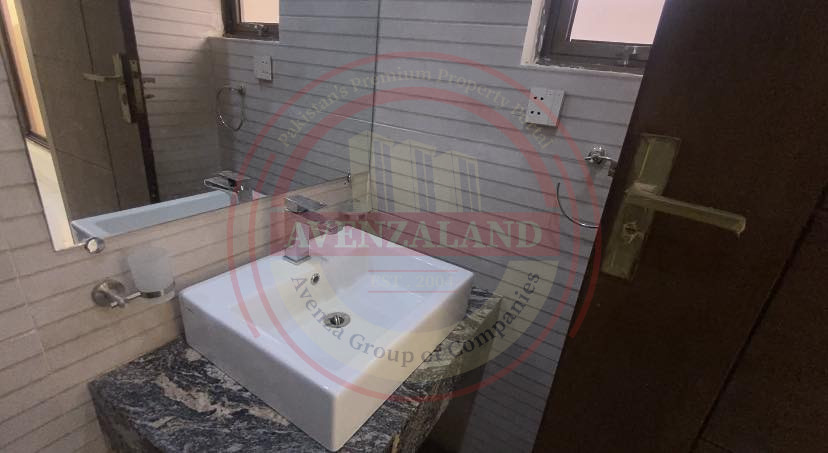 3500 Squar Yard House For Sale In Karachi