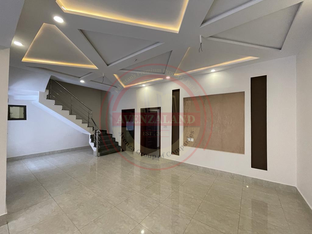 5 MARLA HOUSE FOR SALE MODEL TOWN ROAD BAHADARPUR MULTAN