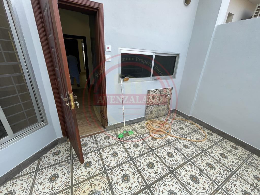 10 MARLA HOUSE FOR SALE IN MODEL TOWN MULTAN