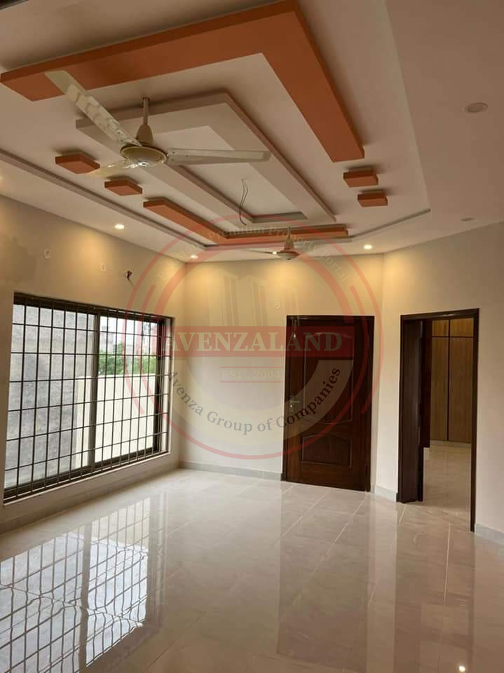 10 Marla Beautiful Double Story House For Sale In Multan
