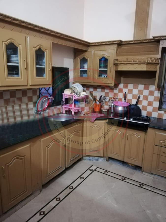 10 Marla House for Sale in Gulistan Colony No 1, Faisalabad