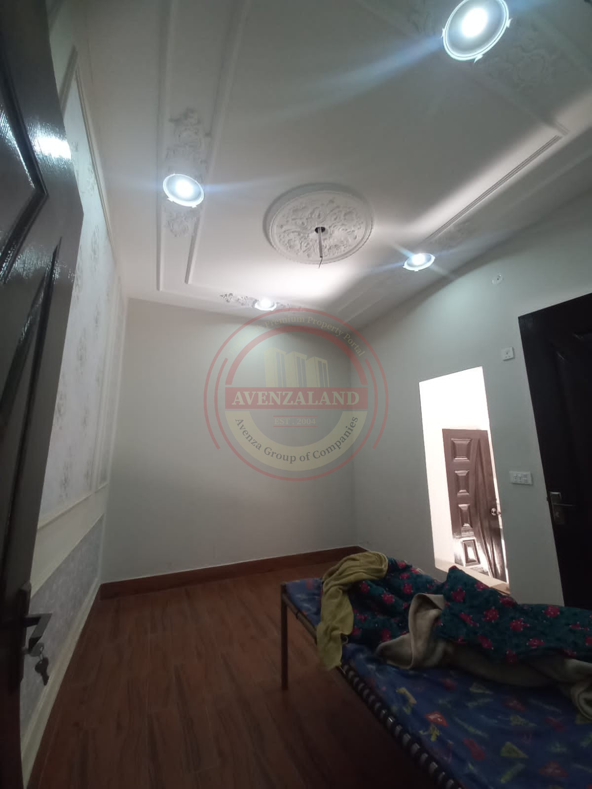 3.5 Marla House For sale Shalimar colony Multan 