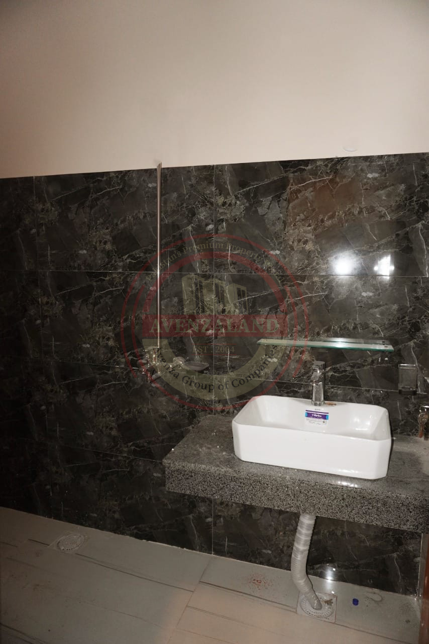 6.25 Marla House For Sell in Royal Orchard Multan