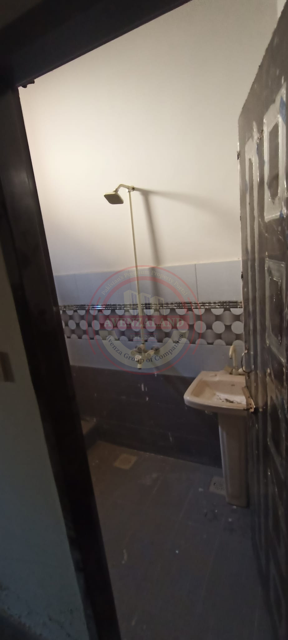3.5 Marla house available for sale near police line MDA chowk