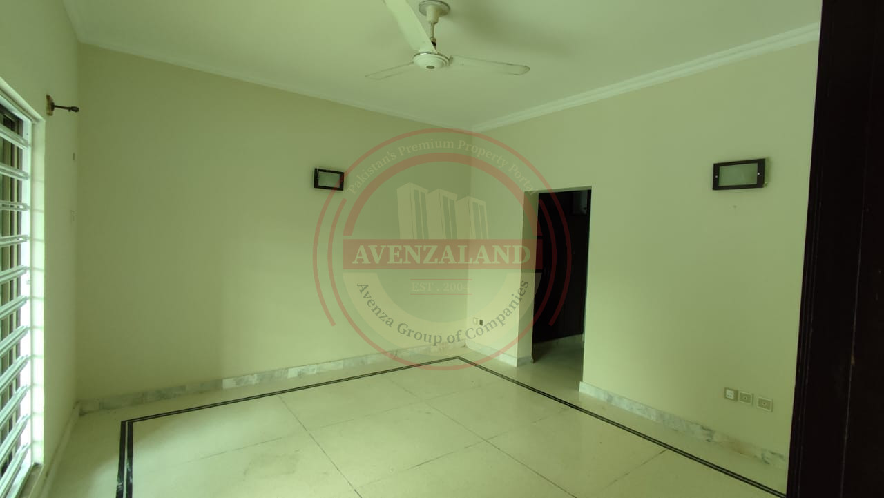 13 Marla House For Sale In Bahria Town Rawalpindi.