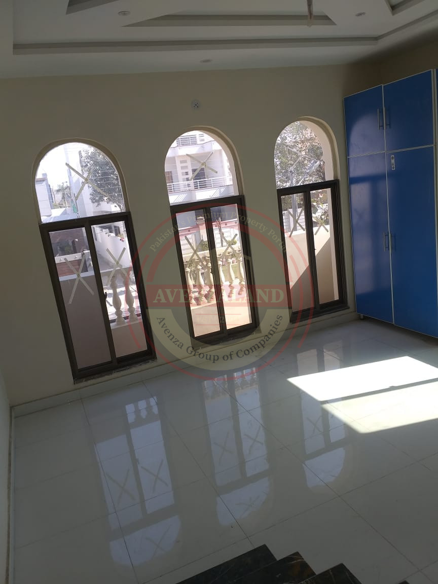 10 Marla House Available For Sale In Wapda Town Multan