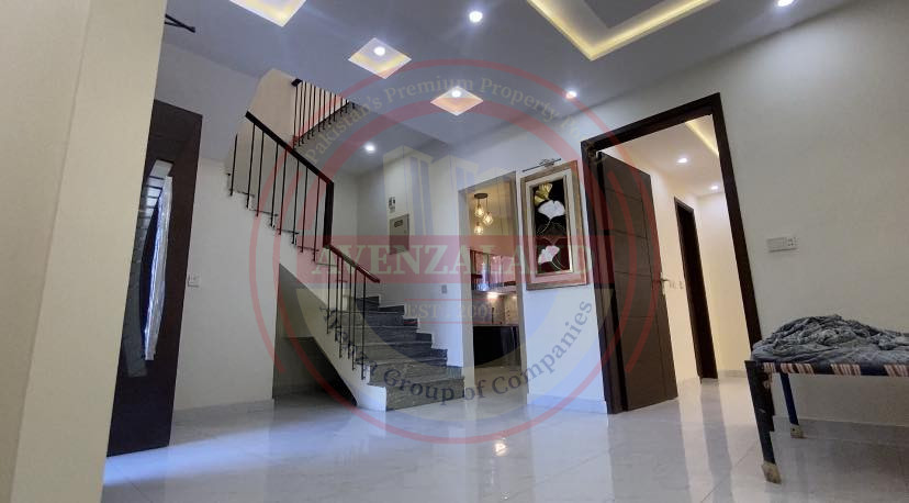 3500 Squar Yard House For Sale In Karachi