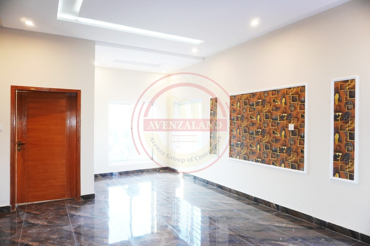 6.25 Marla Corner House For Sale In Royal Orchard, Multan