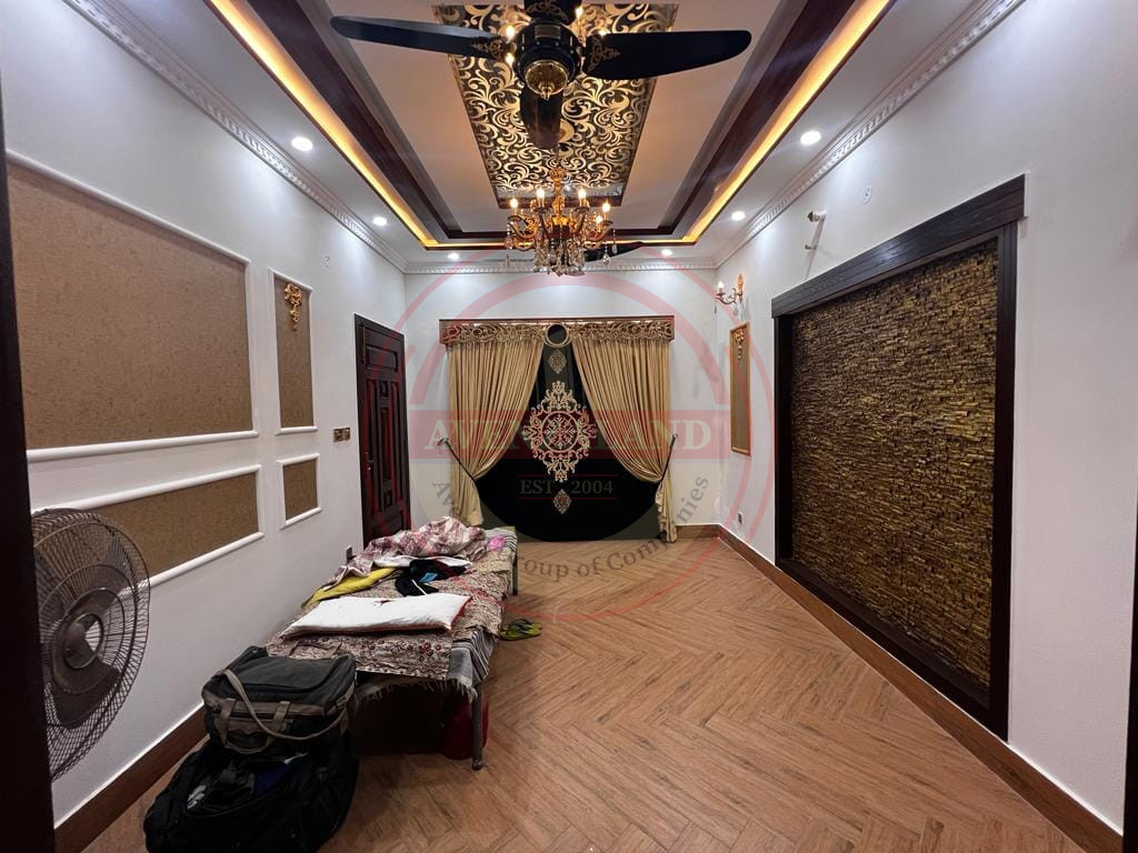 10 Marla House For Sale In Bahria Town Rawalpindi.