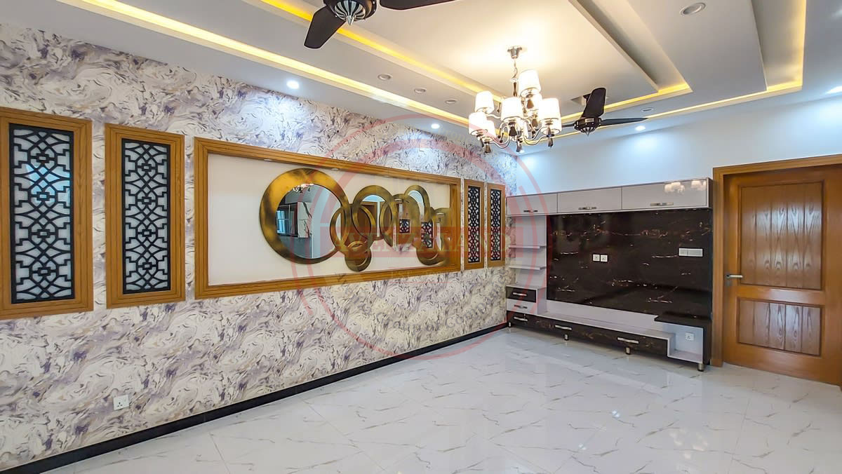 10 Marla House for Sale Bahria Town Phase 8, Rawalpindi