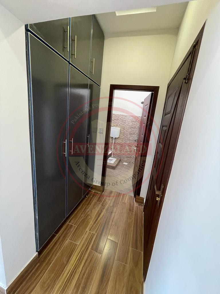 10 MARLA HOUSE FOR SALE IN MODEL TOWN MULTAN