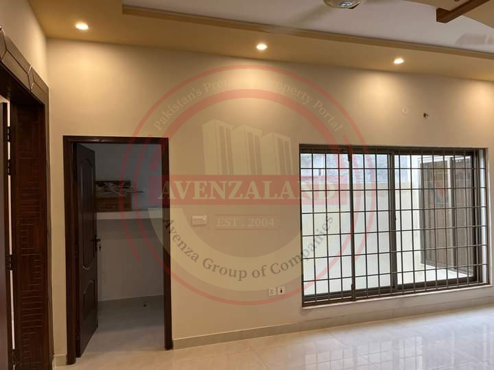10 Marla Beautiful Double Story House For Sale In Multan