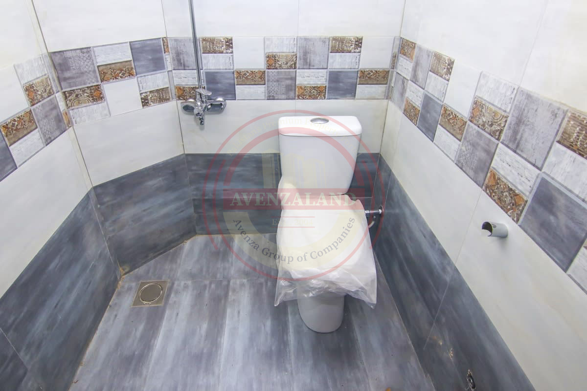 10 Marla House for Sale - Bahria Town Phase 8 Sector 6, Rawalpindi