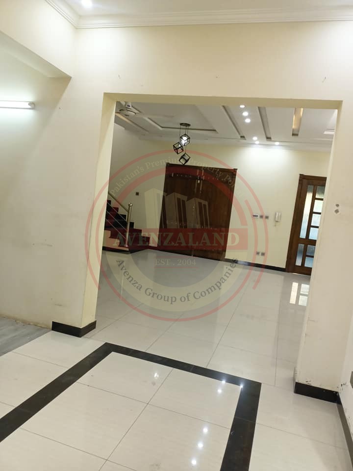 1 Kanal House For Sale In Bahria Town, Rawalpindi.