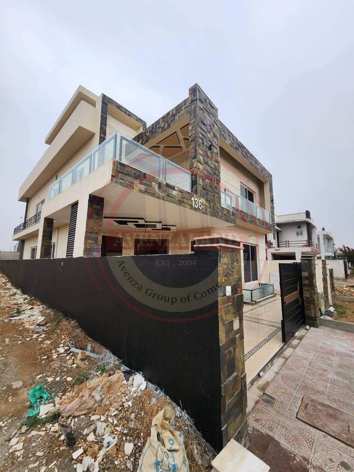 10 Marla House For Sale In Bahria Town Rawalpindi.
