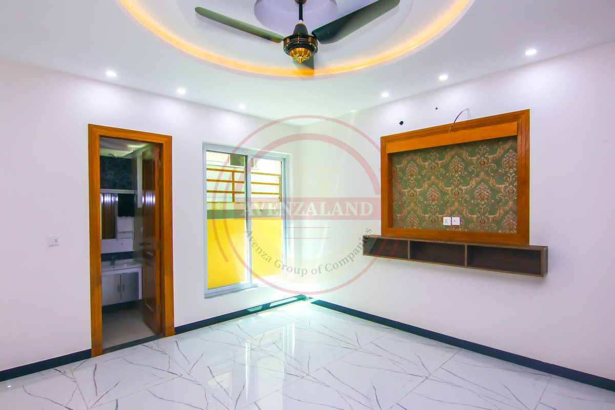 7 Marla House for Sale in Bahria Town Phase 8 Block Usman, Rawalpindi