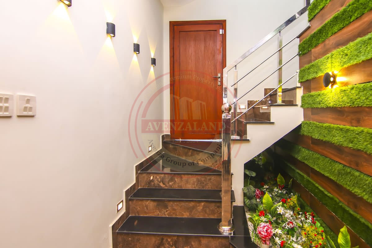 10 Marla House for Sale - Bahria Town Phase 8 Sector 2, Rawalpindi