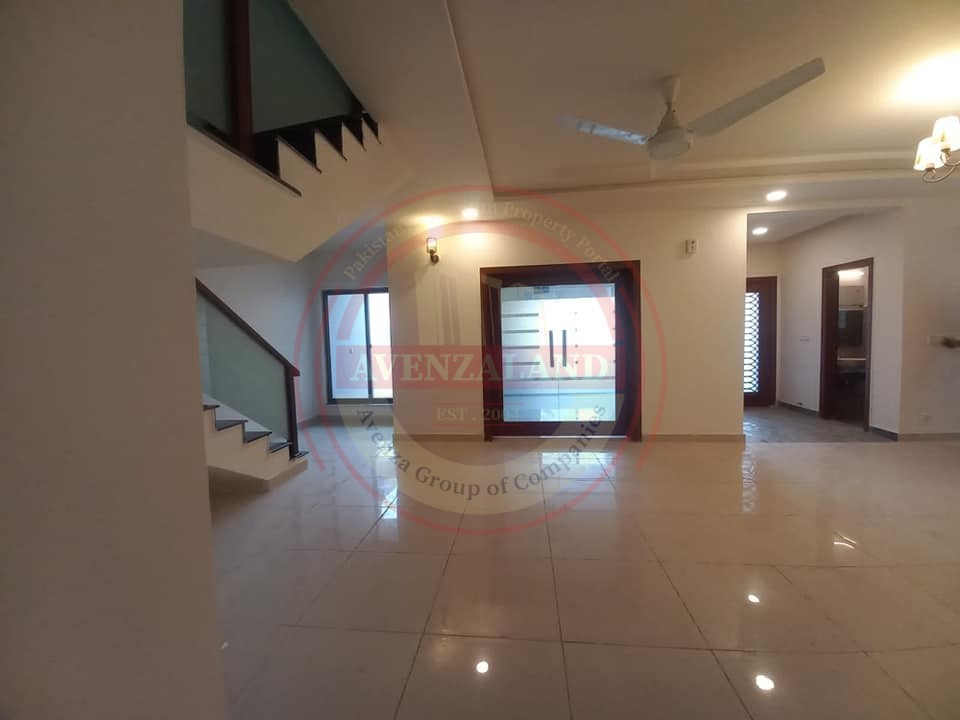 12 Marla House For Rent DHA Multan  