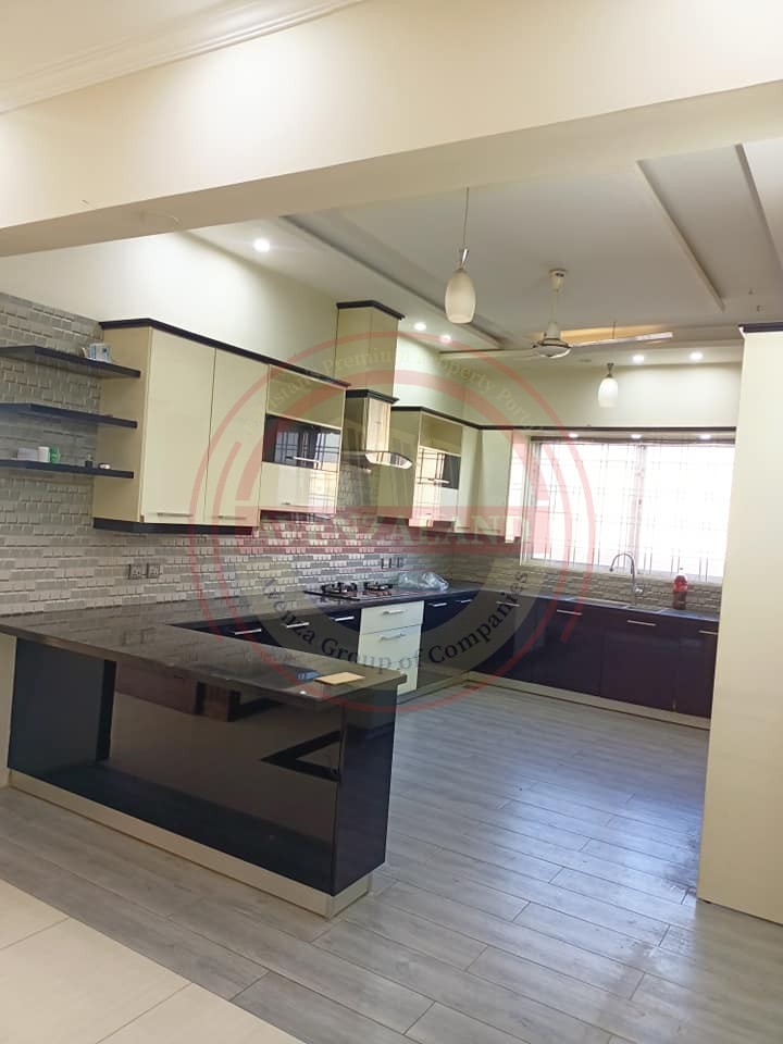 1 Kanal House For Sale In Bahria Town, Rawalpindi.