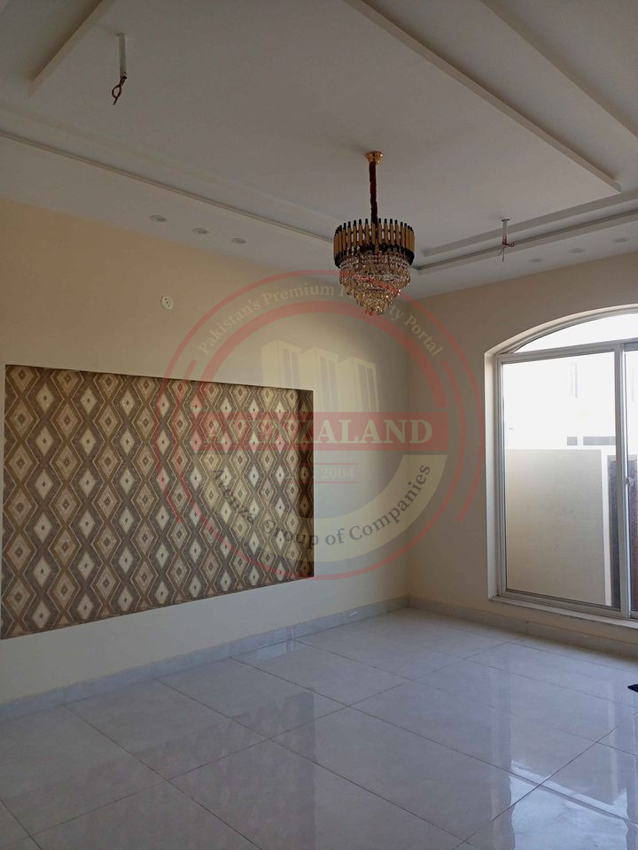 7 Marla house available for sale in Wapda town phase 2 Multan