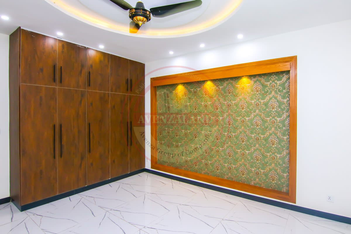 7 Marla House for Sale in Bahria Town Phase 8 Block Usman, Rawalpindi