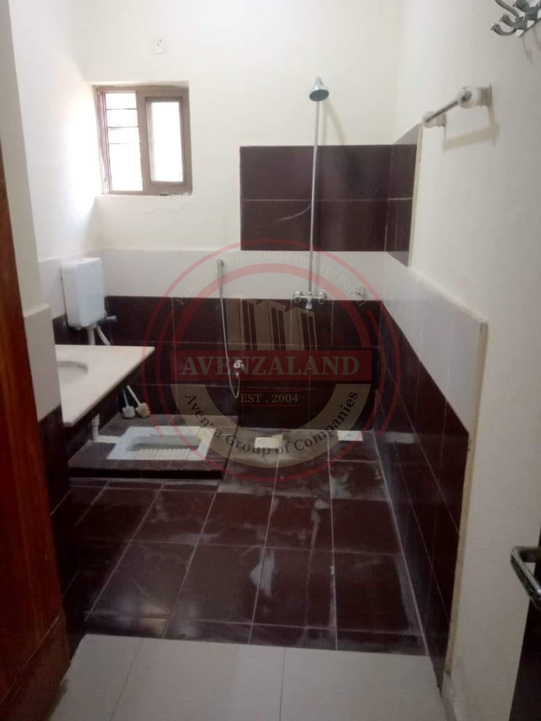 8.5 Marla House For Rent In Buch Villas Multan