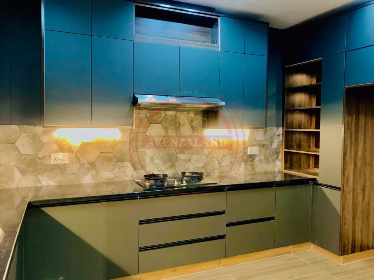 10 Marla House For Sale Bahria Town Phase 8, Block Umer, Rawalpindi