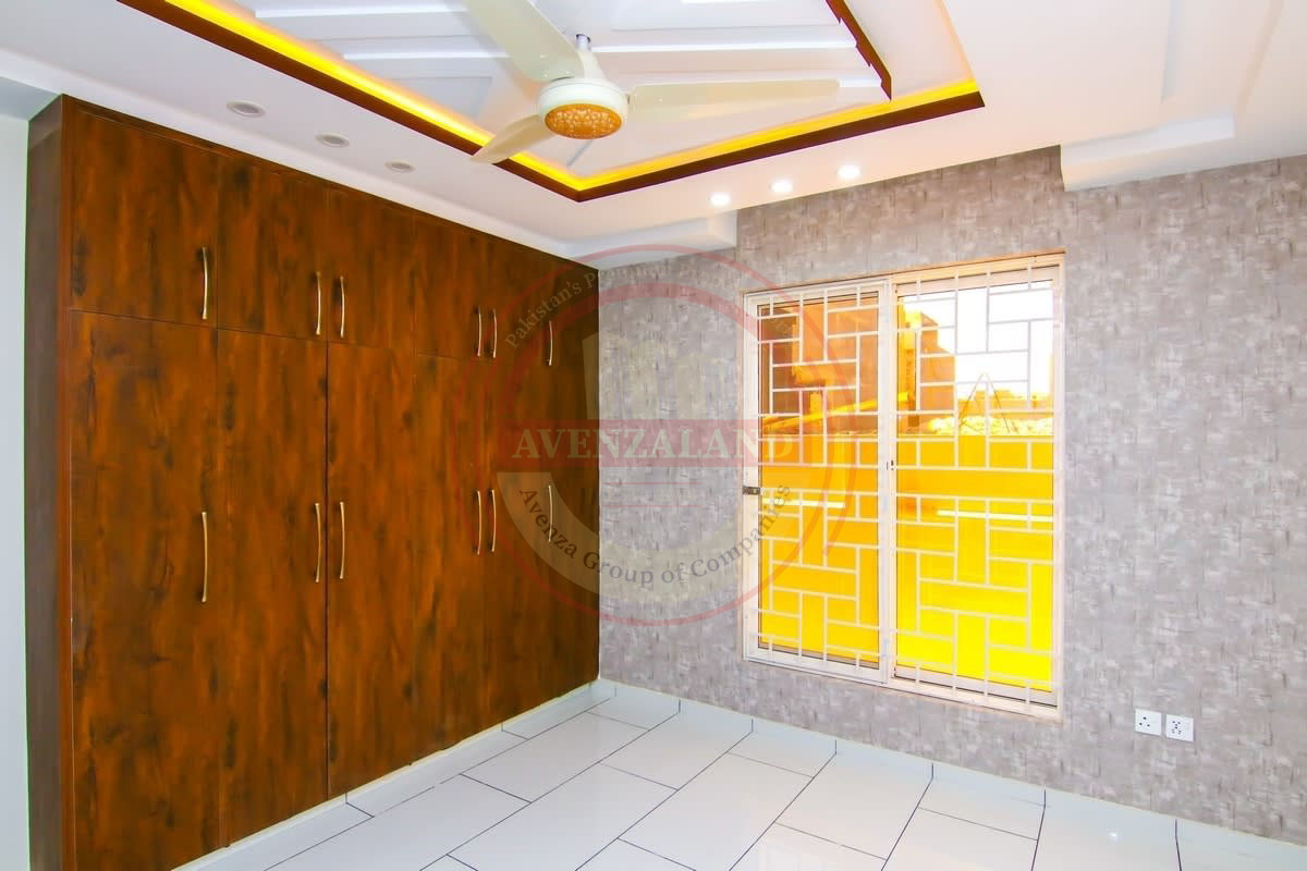 7 Marla House for Sale - Bahria Town Phase 8 Block Usman, Rawalpindi