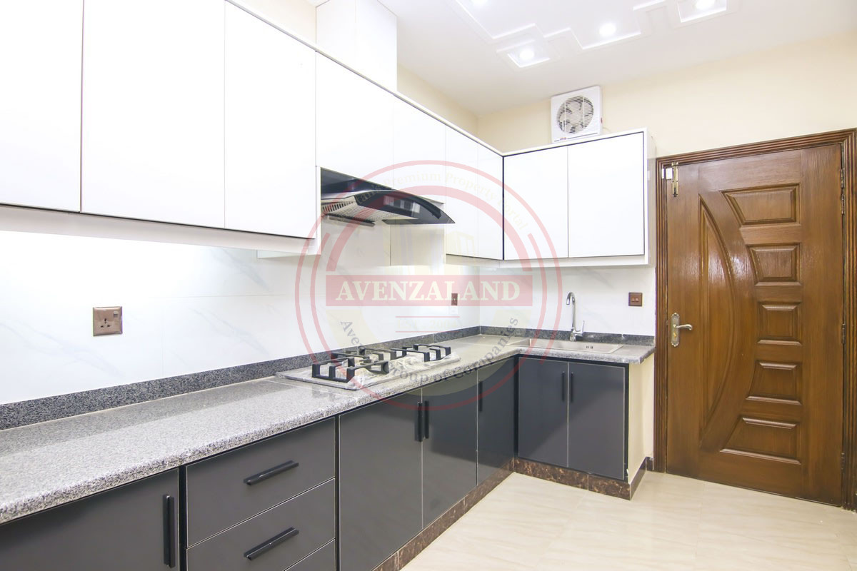 7 Marla House for Sale in Bahria Town Phase 8 Block Usman, Rawalpindi