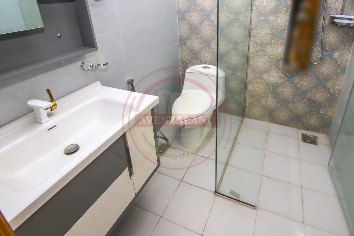 10 Marla House for Sale - Bahria Town Phase 8 Sector 6, Rawalpindi