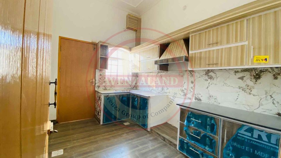 10 Marla House For Sale In Govt. Cooperative Society, Bahawalpur. 