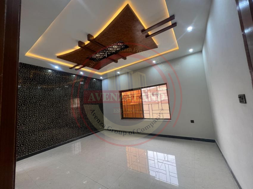 10 Marla House For Sale In Adyala Road Rawalpindi.