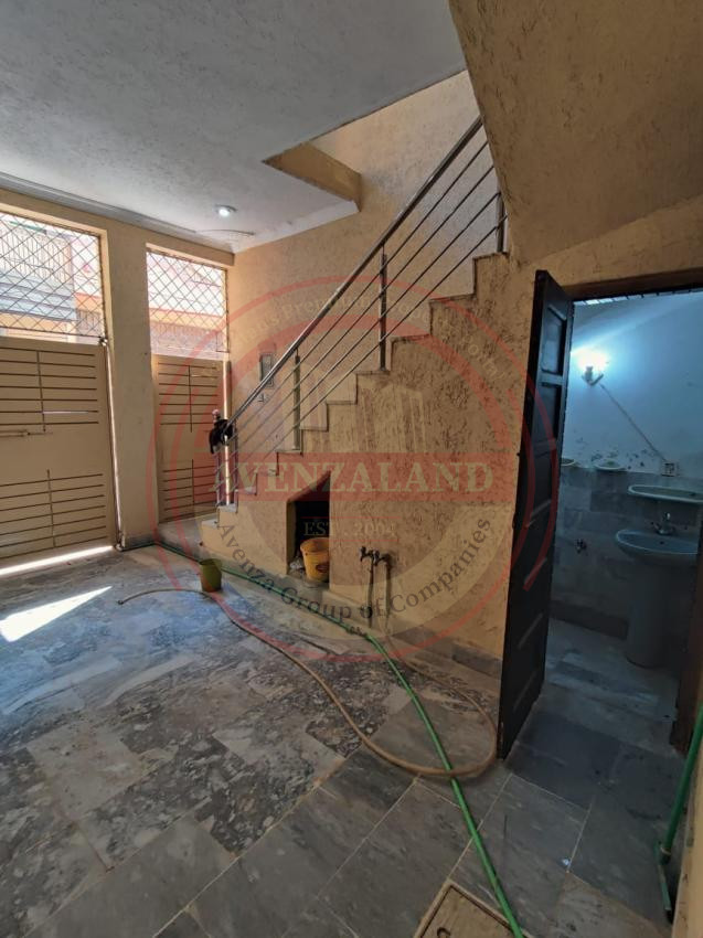 5 Marla House Available For Sale in Hayat Abad Ring Road Peshawar