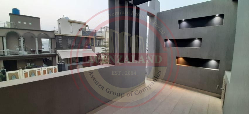 10 Marla House is Available for Sale in Citi Housing Gujranwala.