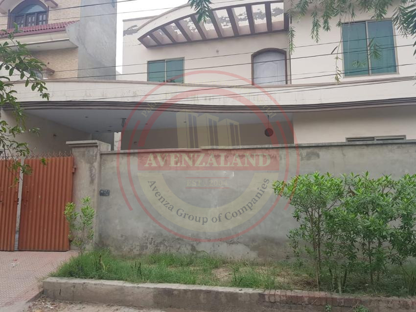 10 Marla House For Sale In Millat Town Faisalabad