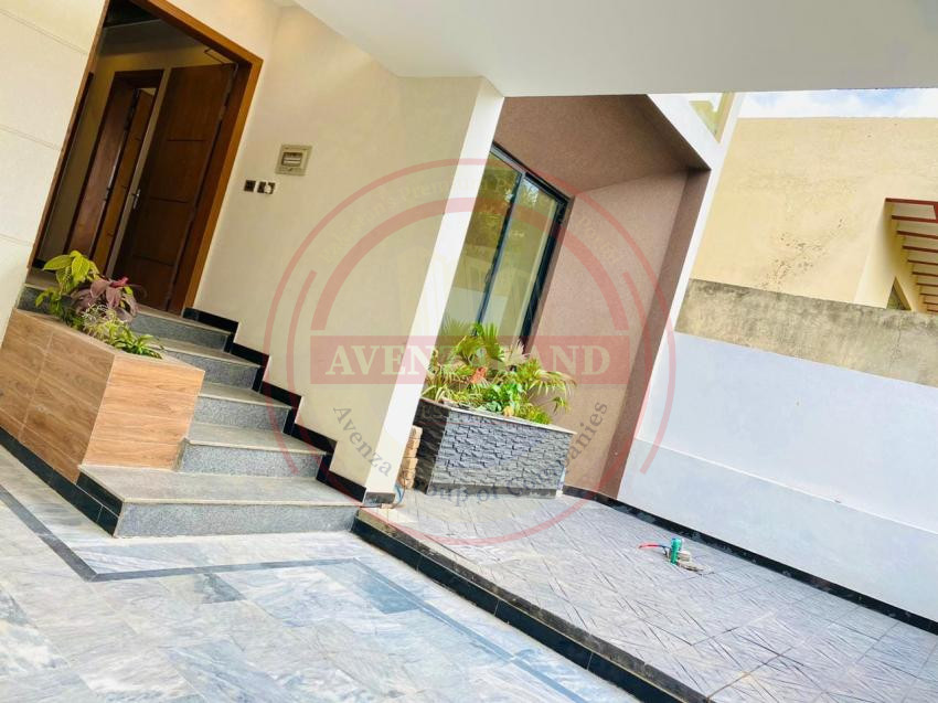 10 Marla House in Gulshaneabad Town Rawalpindi