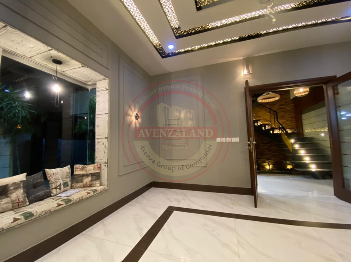 10 Marla House For Sell in Eden Valley, Faisalabad