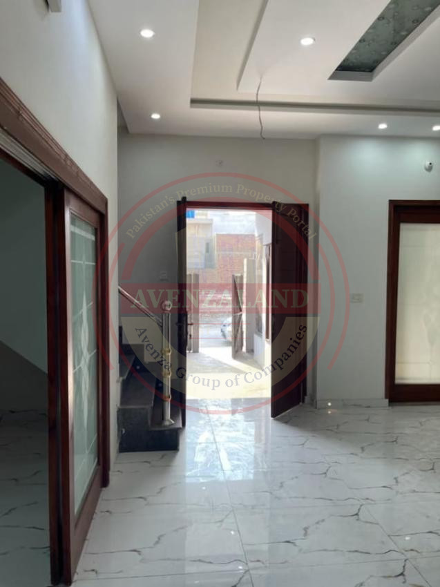  5.3 House For Sale In Khayaban Gardens, Faisalabad