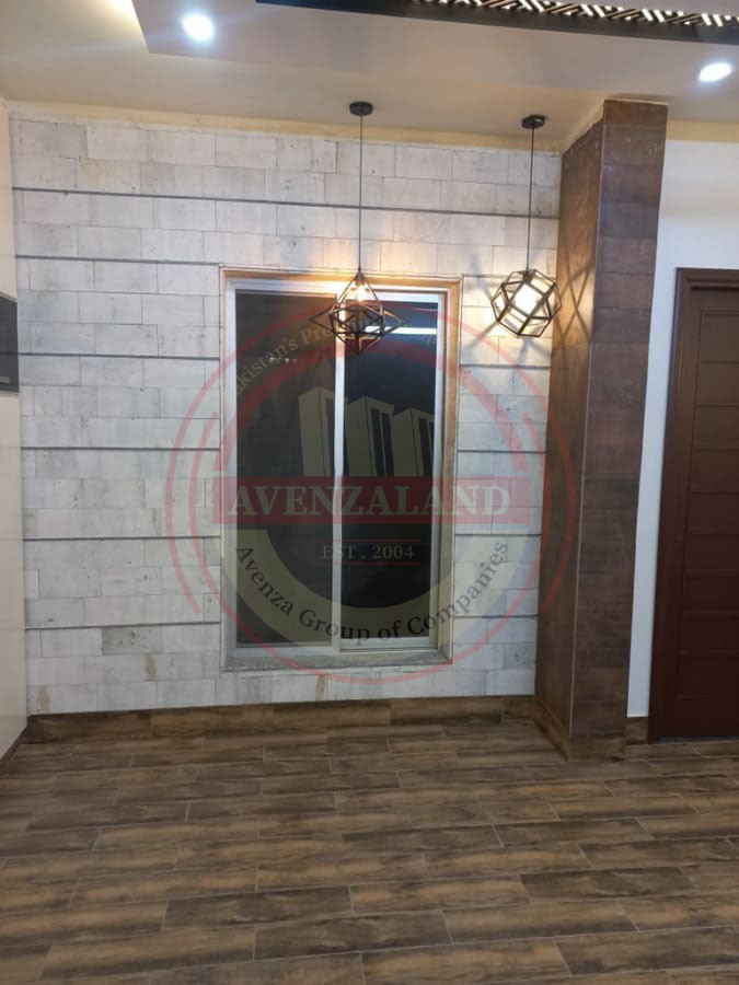 10 Marla House For Sell in Eden Valley, Faisalabad