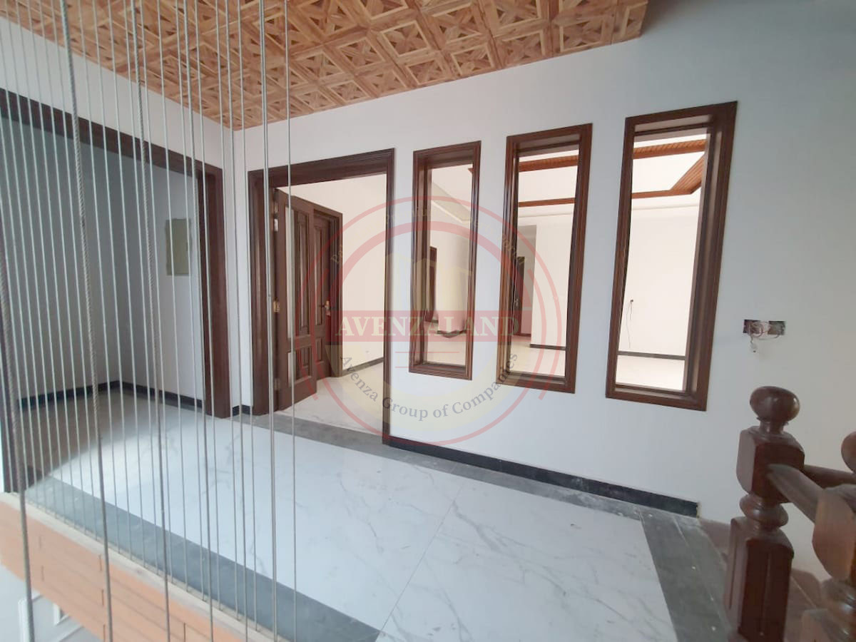 1 Kanal House For Sell Abdullah Gardens canal Road Faisalabad 